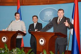 Dodik studentima: Niko ne smije da vas dira
