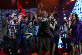 Dino Merlin nastupa prvi na Eurosongu