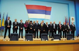 Sutra prva zajednička sjednica Vlada RS i Srbije