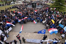 Hrvati protestima traže poštivanje njihove izborne volje
