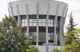 Novosadski bogataši na divljem vodovodu