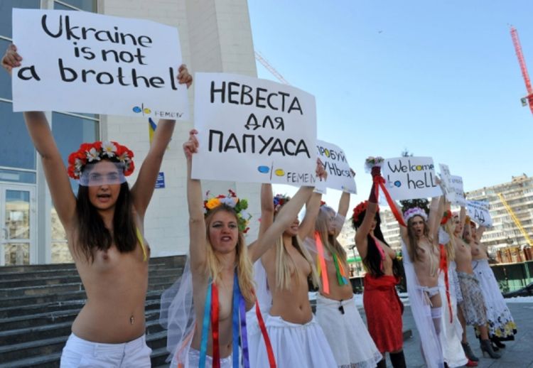 Ukrajinke u toplesu protestovale zbog seks turizma