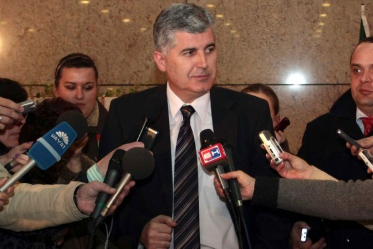 HDZ BiH: Ne praviti lakrdiju od sjednice federalnog Doma naroda