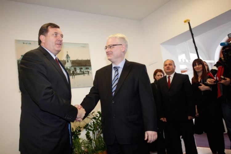 Dodik pozvao Hrvate na povratak