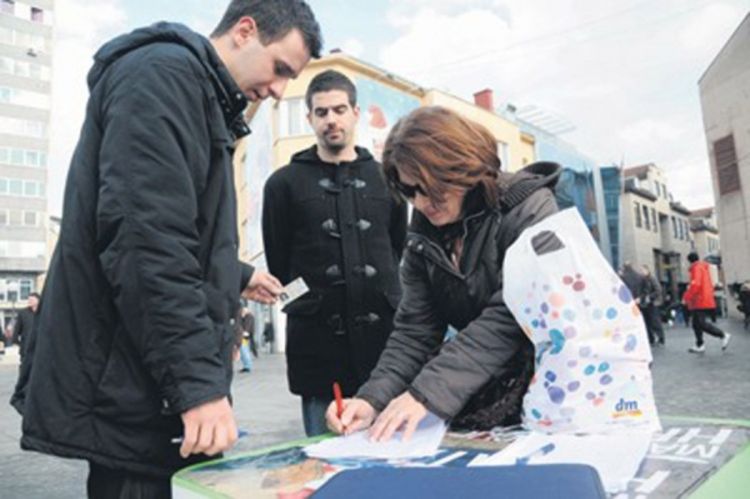 Stop majorizaciji Hrvata u BiH: Peticiju potpisalo 142 345 građana