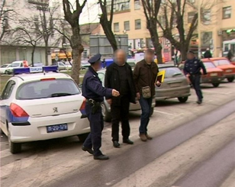 Silovao i podvodio osmogodišnju kćerku
