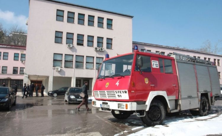 Prijetio da će se spaliti pred zgradom Vlade FBiH