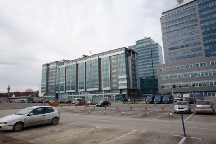 Poslanici spavaju u hotelima iako Vlada RS ima apartmane