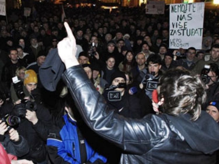 Hrvatska: Nastavljena blokada puteva