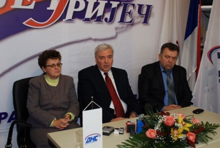 DNS: Bošnjačka elita prijeti islamskim radikalizmom