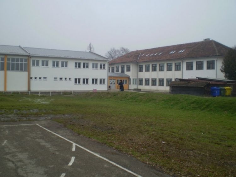 Osnovac donio bombu u školu