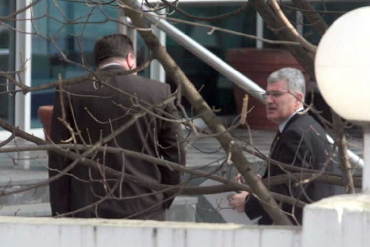 Ambasadori PIK-a i Lagumdžija napustili zgradu OHR-a