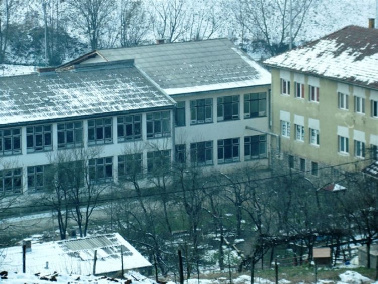 Sukobili se u školi zbog fotelje