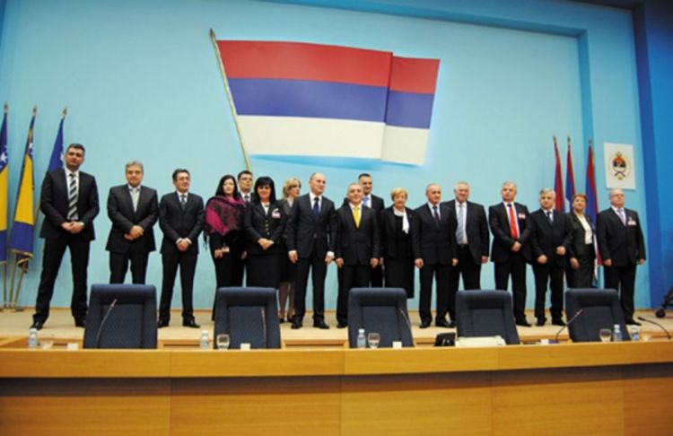Sutra prva zajednička sjednica Vlada RS i Srbije