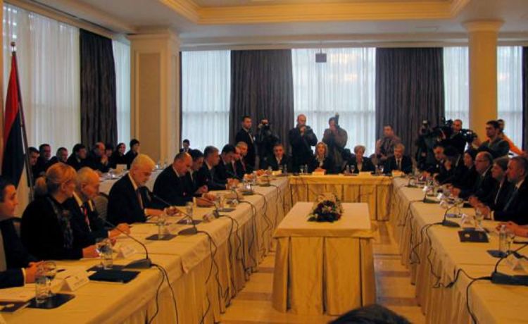 Počela prva zajednička sjednica vlada RS i Srbije