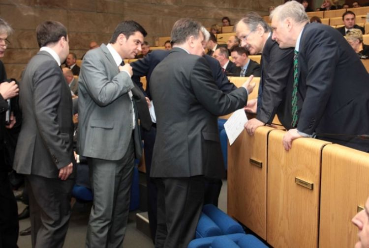 Usvojen prijedlog budžeta FBiH