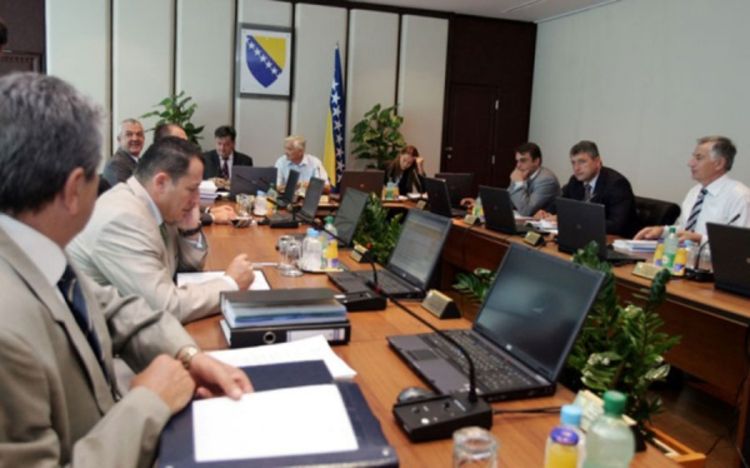 Država na privremenom finansiranju  i u naredna tri mjeseca