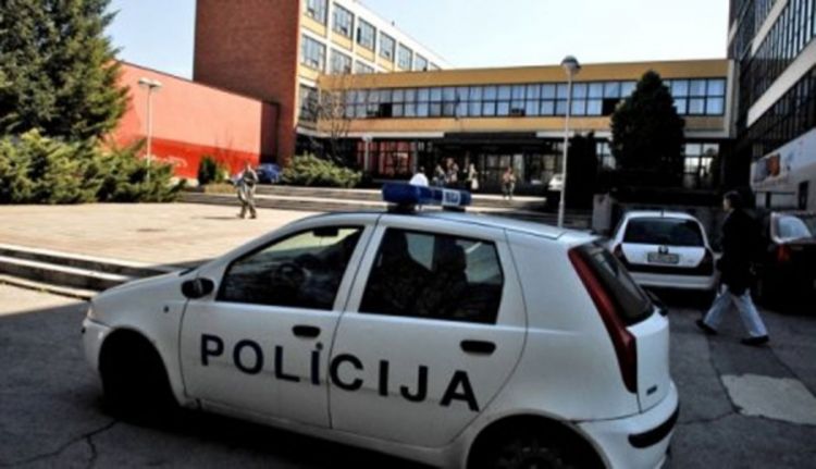 Narko dileri pohapšeni kod osnovnih škola