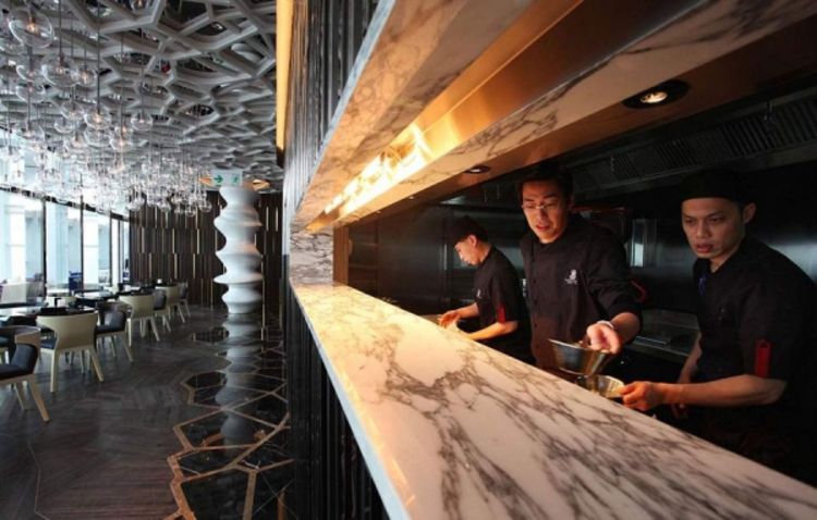 U Hong Kongu otvoren najviši hotel na svijetu (Foto)
