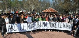 Protest kragujevačkih đaka zbog nadoknade časova