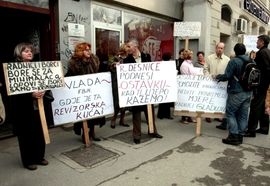 Sindikat štiti regres državnih službenika