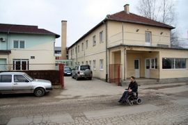 Dječak se u domu udavio hranom