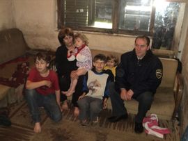 Policijskom platom hrani devetoro djece