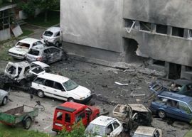 Optuženi prije napada viđeni kod zgrade policije