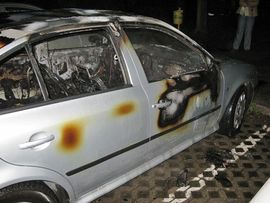 Utvrđeno da je ministrov automobil zapaljen
