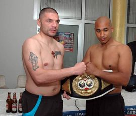 Goran Delić boksuje protiv Ismaila Abdula: Za krunu i Andreu
