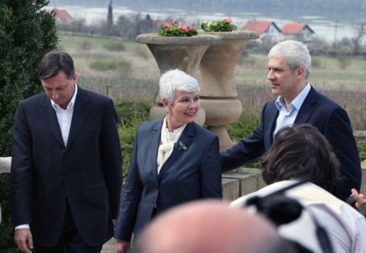 Sastanak Tadić, Kosor i Pahor: Pitanje tužbe i kontratužbe nije razmatrano