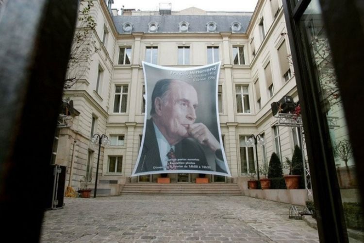 Francuskom odzvanja: Volim Srbe zato što su Hrvati ubice