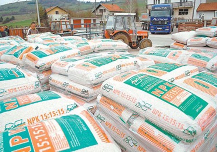 Kostajnica: Počela podjela regresiranog vještačkog đubriva