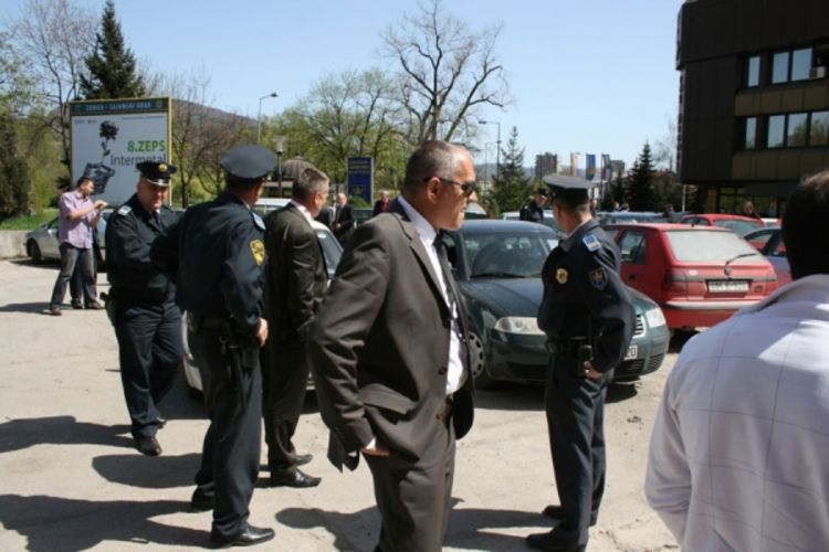 Atentat u Zenici: Eksplodirala bomba ispod automobila poslanika HDZ-a
