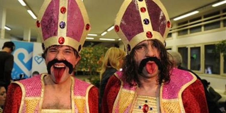 Poslušajte pjesmu kojom Let 3 dočekuje Papu (Video)