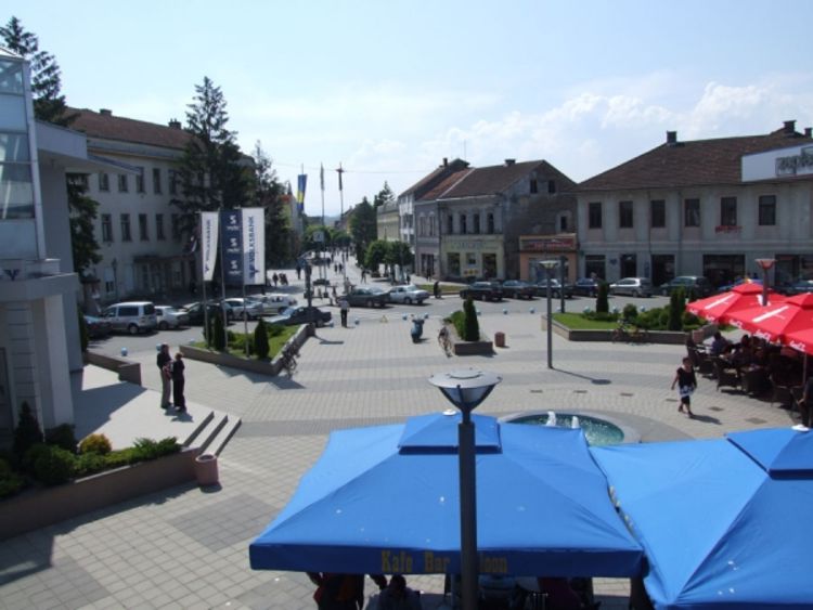 Kineza iz Kozarske Dubice pokrale knjigovođe