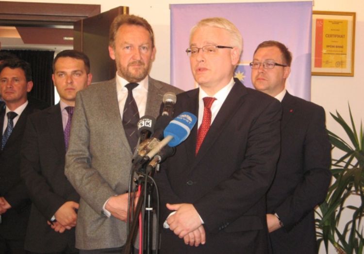 Josipović u Bihaću: Na pomolu rekonstrukcija aerodroma Željava