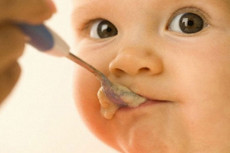 Toksične materije u brendiranoj hrani za bebe