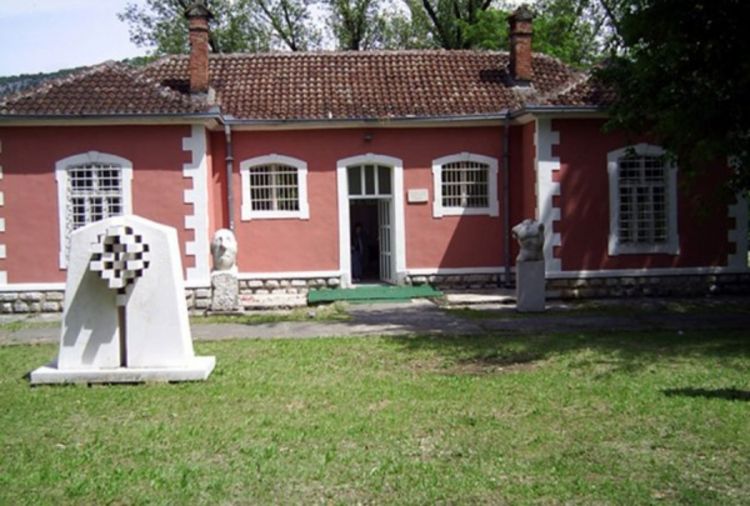 Sveštenici SPC prekinuli skup Jehovinih svjedoka