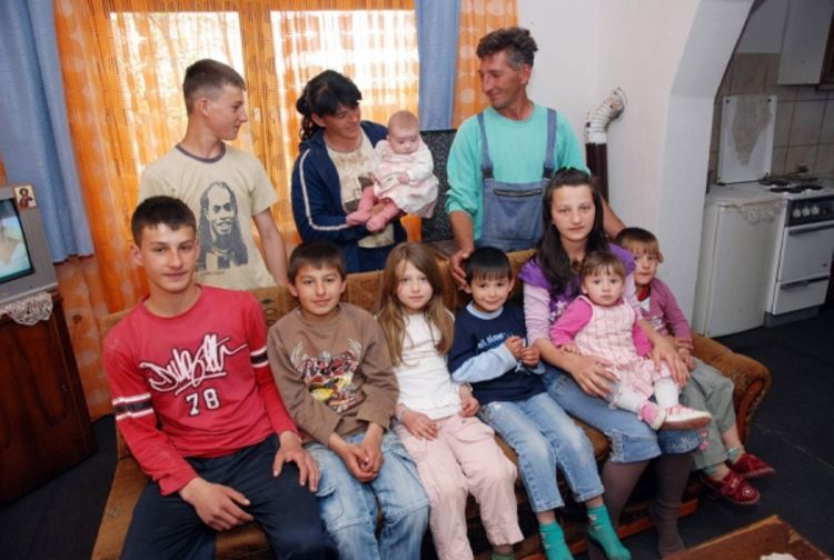 Otvoren žiro račun za pomoć porodici Radanović