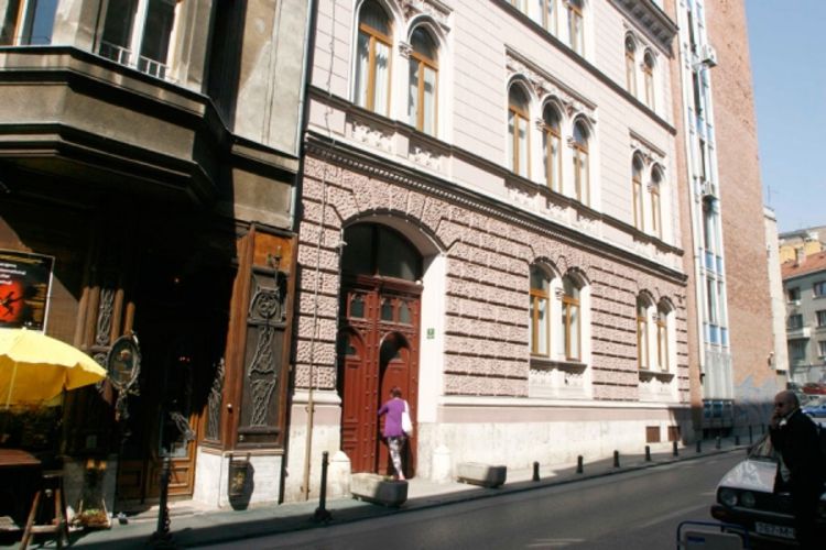 Kardinal se nada da neće biti deložiran