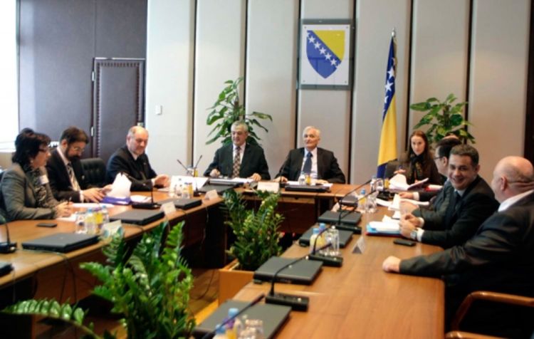 Budžeti entiteta ispaštaju zbog kašnjenja u formiranju vlasti