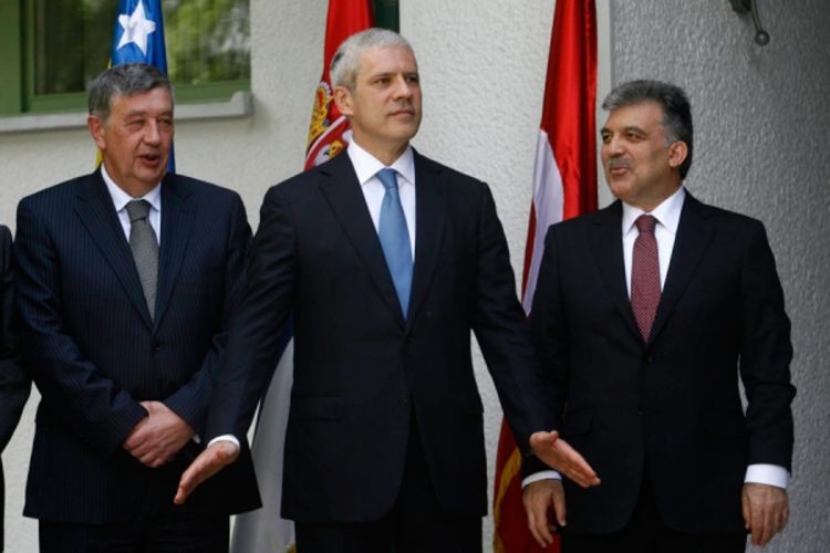 Tadić: Srbija neće podržati referendum koji vodi podjeli BiH