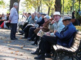 Penzioneri u Srpcu sve teže živi