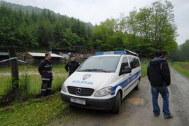 Rodila u dvorišnoj zgradi, ubila bebu, pa otišla u bolnicu