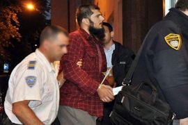 Policajac trčao za nekim ko liči na Harisa Čauševića