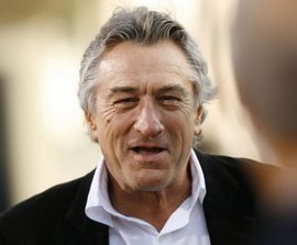 Robert de Niro sprema film o prevarantu Mejdofu