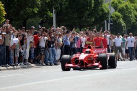 Najava trke Slatina 2011: Formula 3000 razdrmala Banjaluku (Foto)