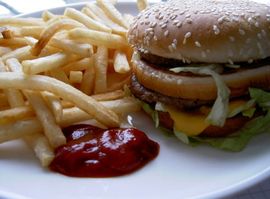 Sarajevo: Zatvoren restoran brze hrane zbog trovanja 50 ljudi
