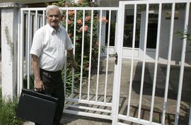 Mladićev advokat predao žalbu beogradskoj pošti